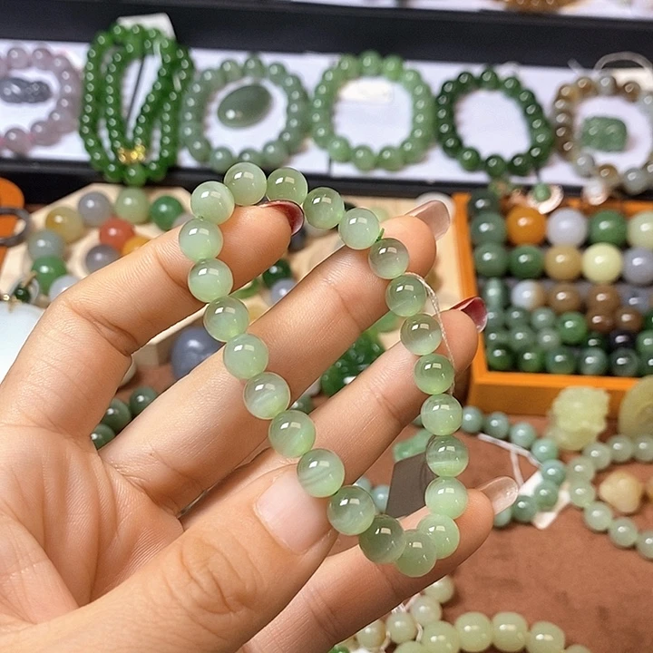 手链未镶嵌和田玉（碧玉）