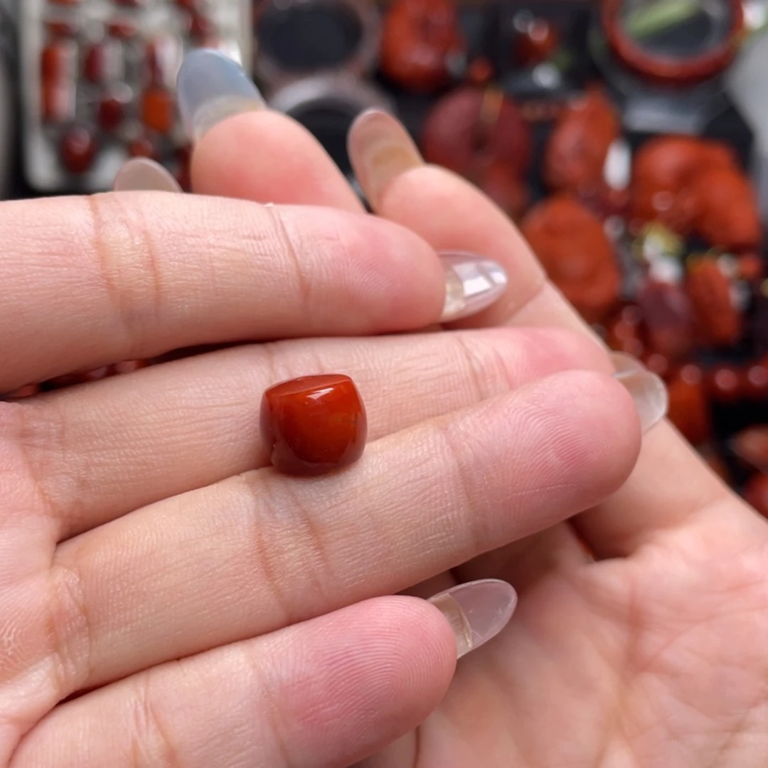 【闪购商品】未镶嵌直切单珠10mm南红玛瑙?