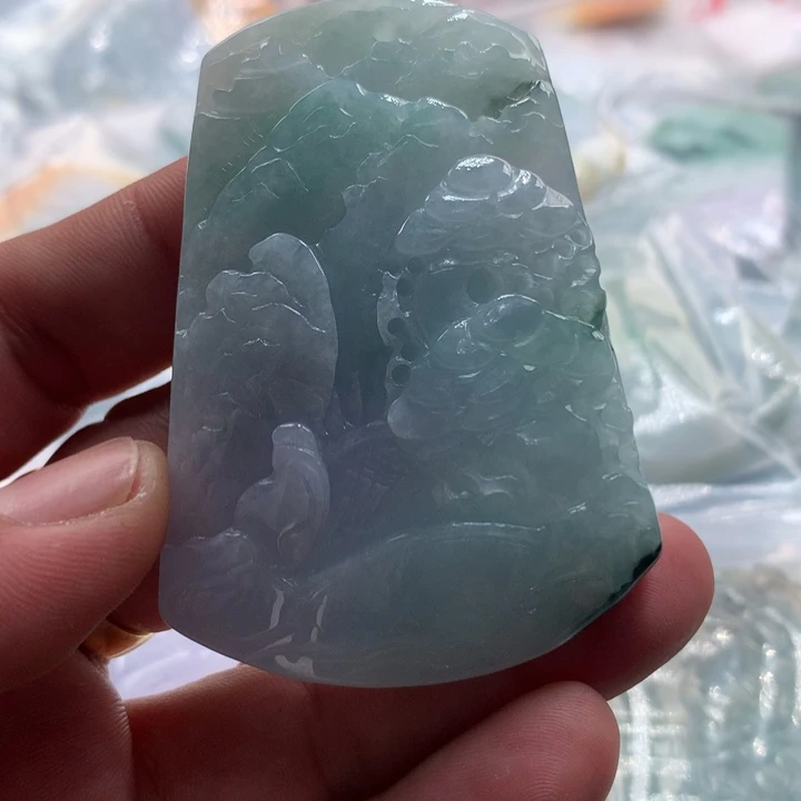 秋***轩翡翠未镶嵌颈饰保真天然a货翡翠