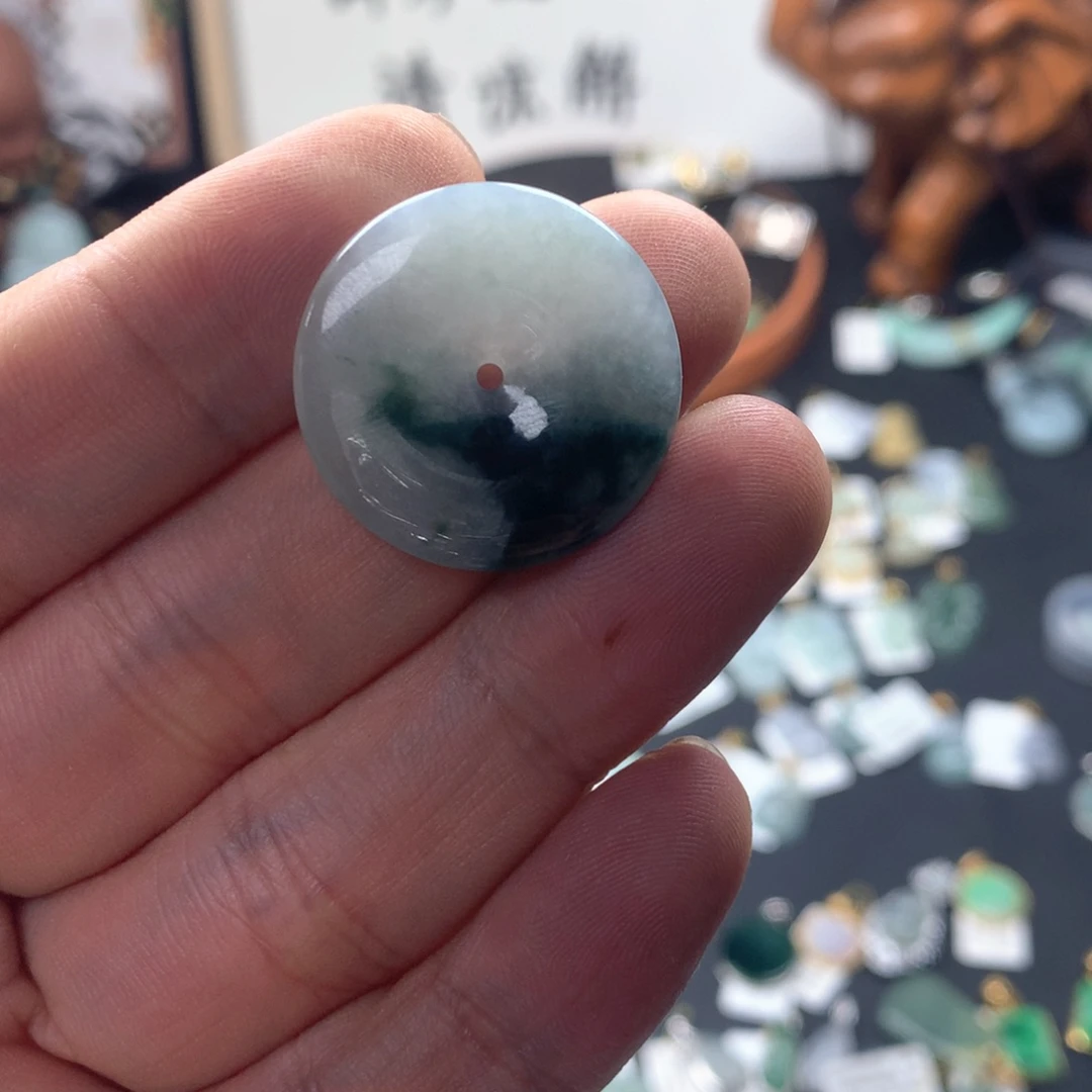 颈饰未镶嵌翡翠?****?