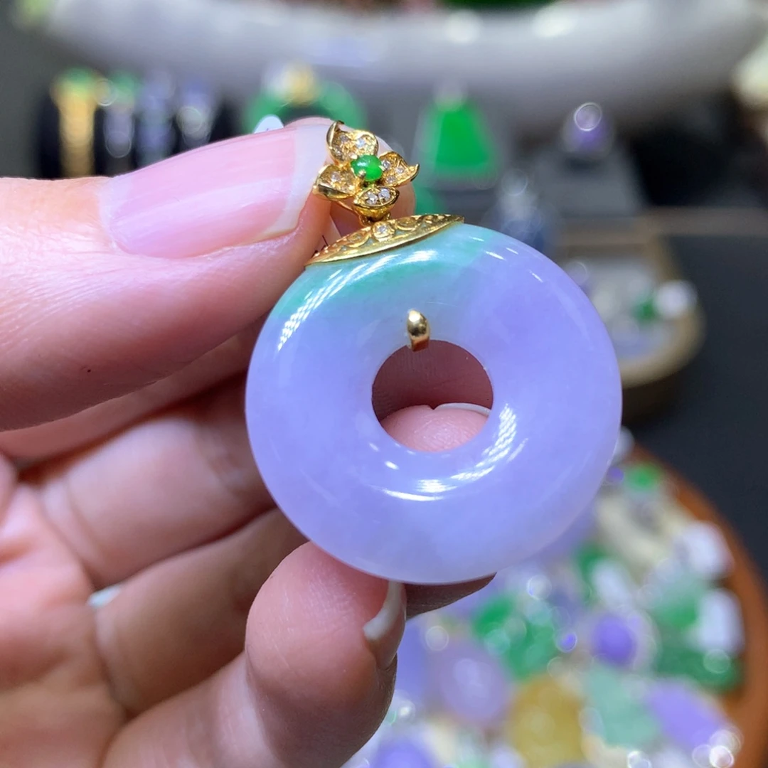 【闪购商品】翡翠颈饰18K金镶嵌翡翠吊坠项链