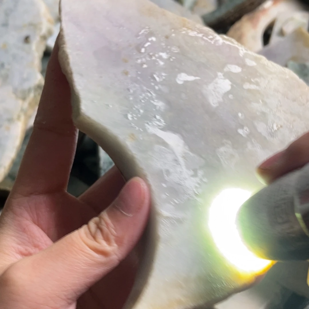 翡翠未镶嵌挂件天然翡翠