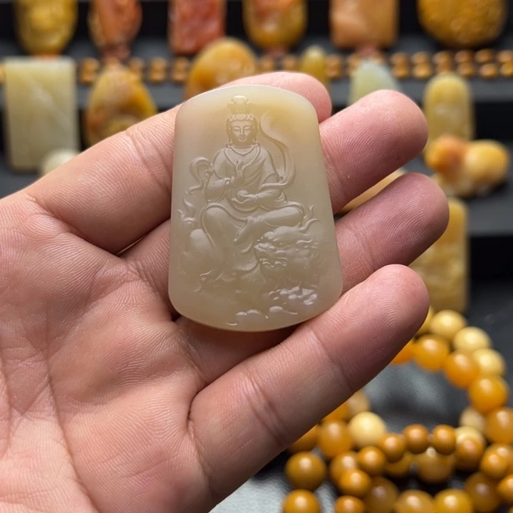 昔****未镶嵌吊坠石英质玉