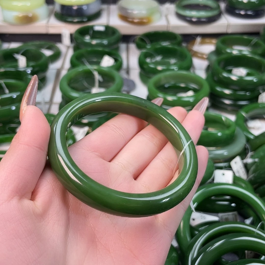 和田玉（碧玉）手镯未镶嵌