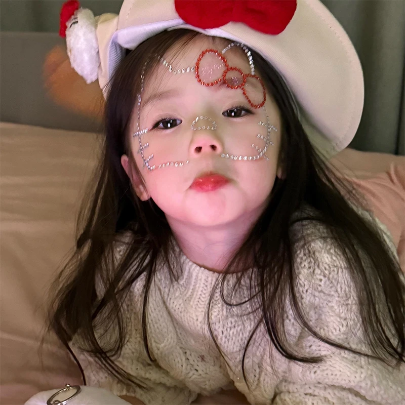 儿童KT猫可爱卡通脸上贴饰品贴面女童节日氛围感装扮拍照道具贴钻