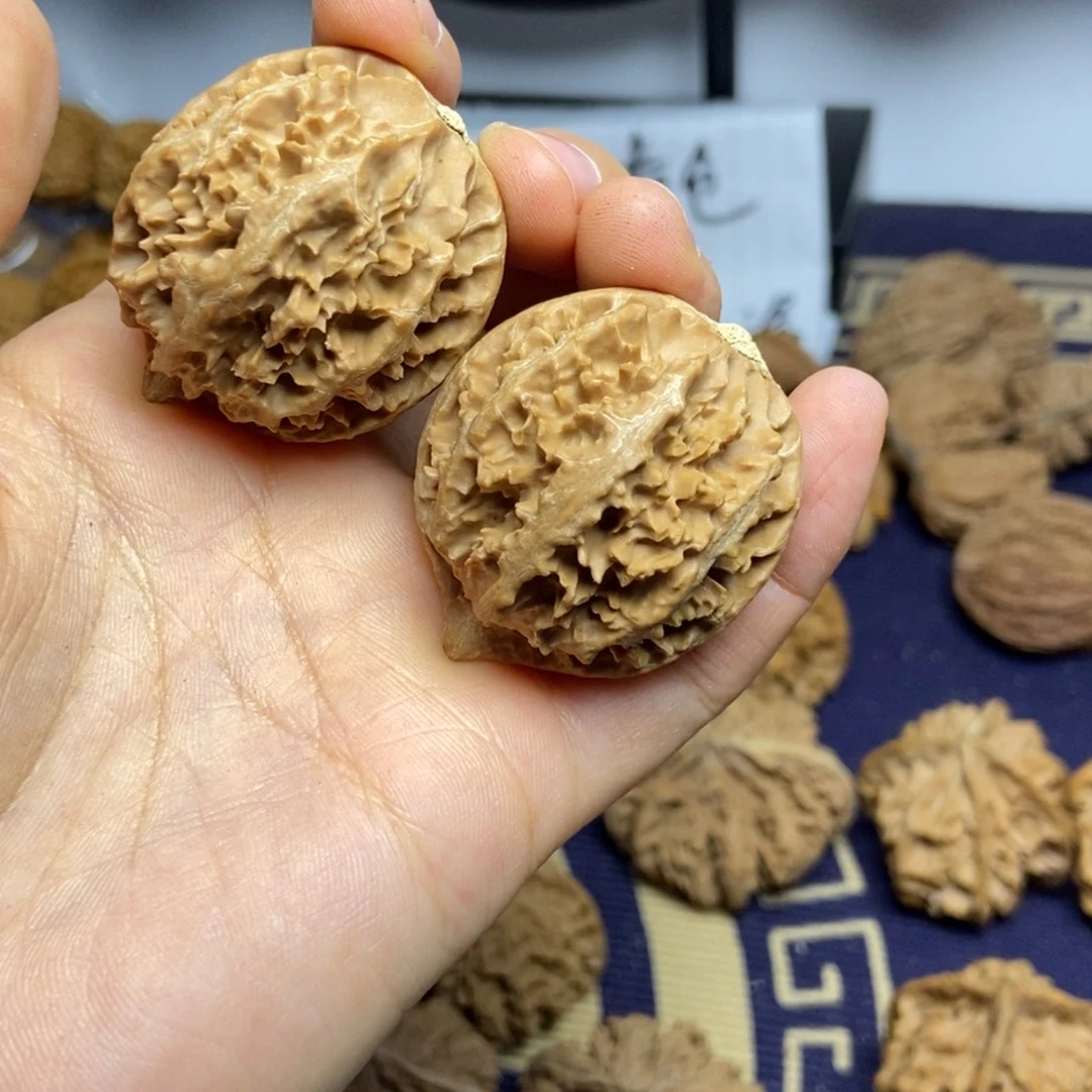 文玩核桃吊坠火焰纹36