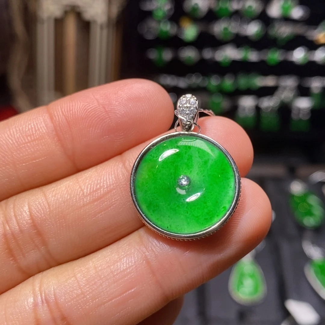 颈饰银S925镶嵌翡翠平安扣吊坠