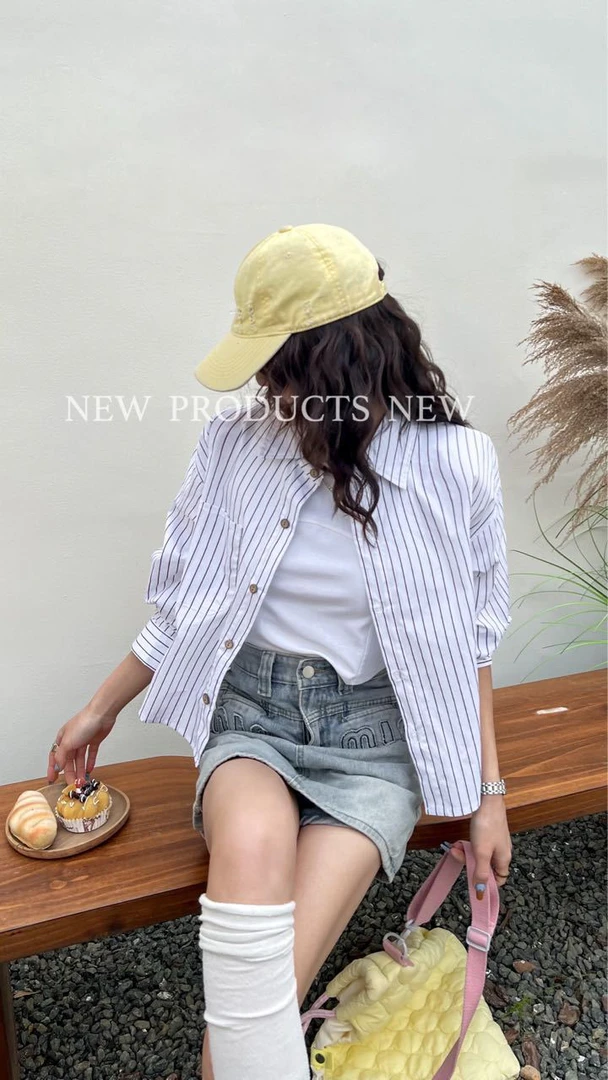 WAKA常规款短款衬衫百搭宽松型春夏款ins风条纹显瘦休闲条纹