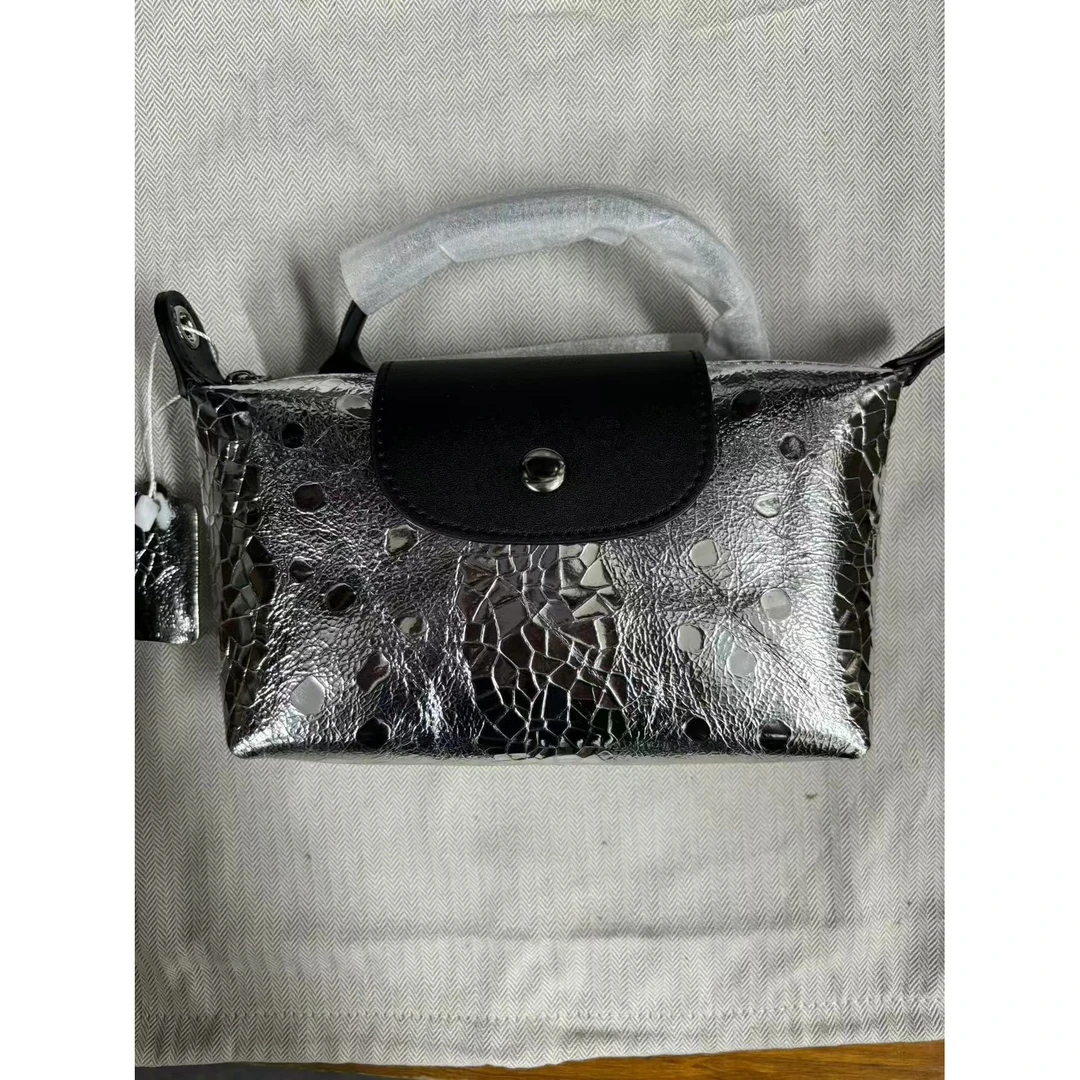 A6632银色福利包特价【点点精选】