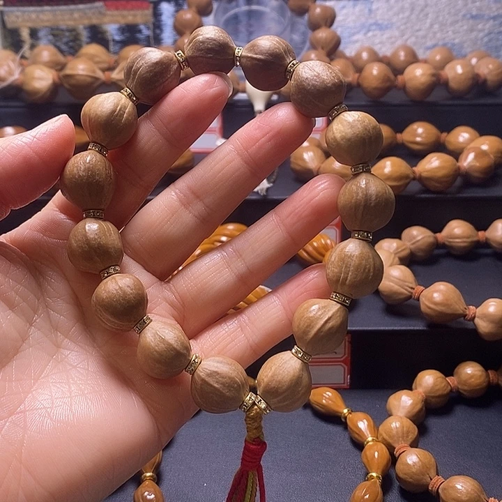 橄榄核手串蜜桃臀福利16