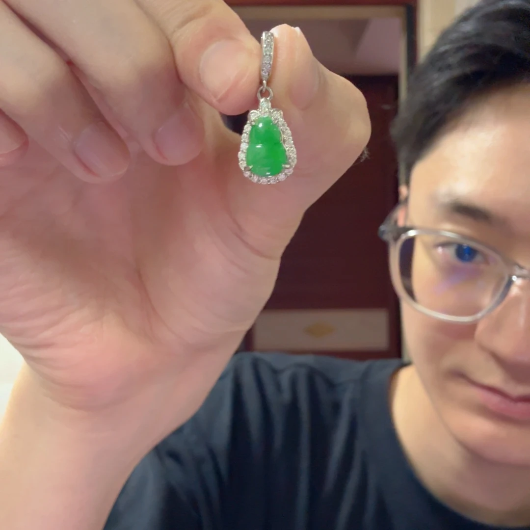 翡翠银S925镶嵌颈饰小*吊坠