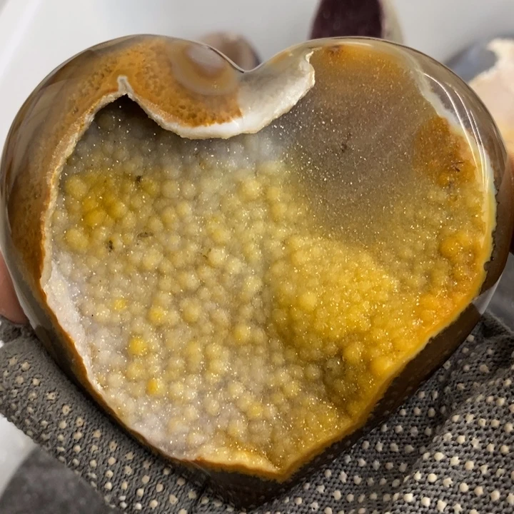 珠宝半成品未镶嵌紫晶