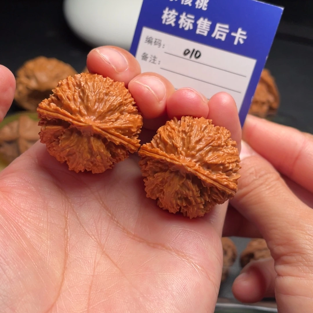 把件文玩核桃野生满天星33全品010