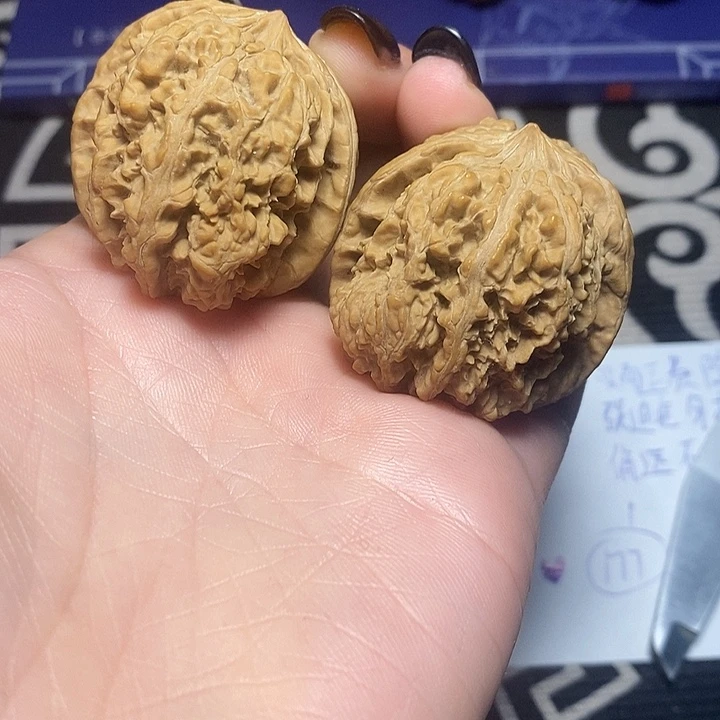 吊坠文玩核桃137福利对（不退不换）