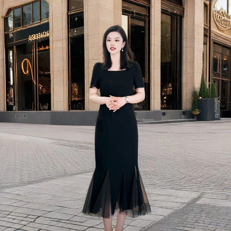 时尚显瘦气质立体鱼尾网纱拼接连衣裙 2025夏季新款开叉小黑裙