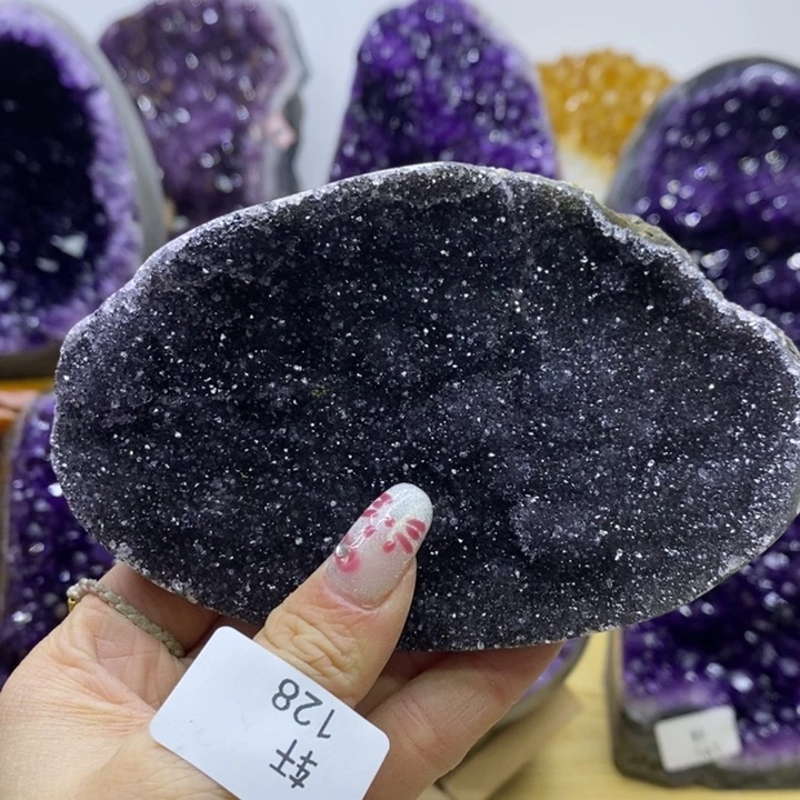 水晶大型摆件（非配饰）未镶嵌