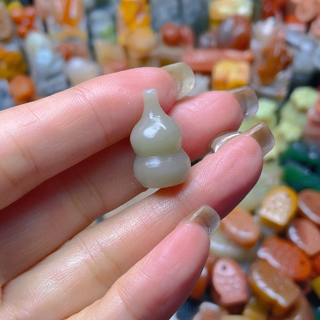 青田石印石钮****壮小葫芦