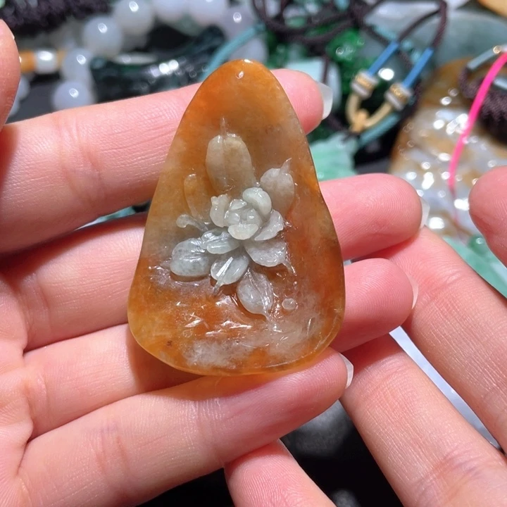 【闪购商品】翡翠颈饰未镶嵌天然翡翠