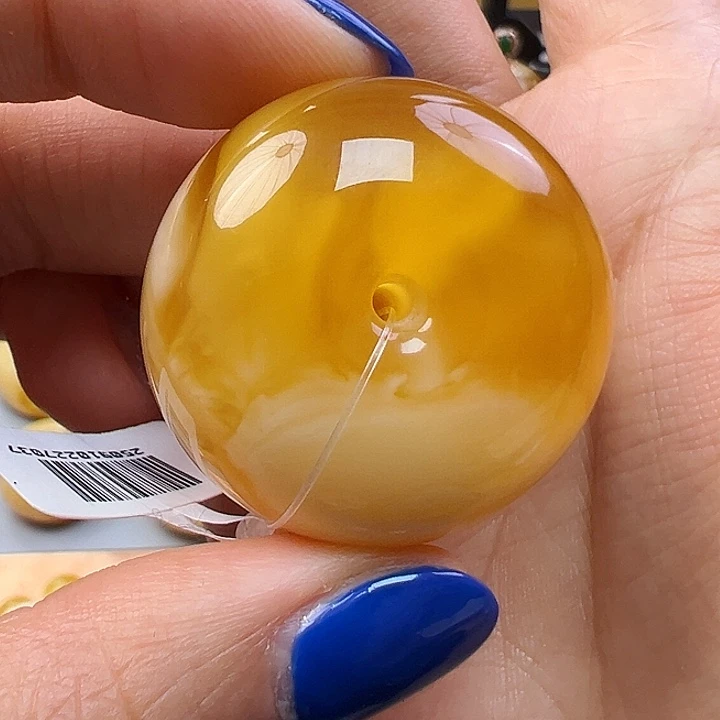 蜜蜡未镶嵌珠宝奇石