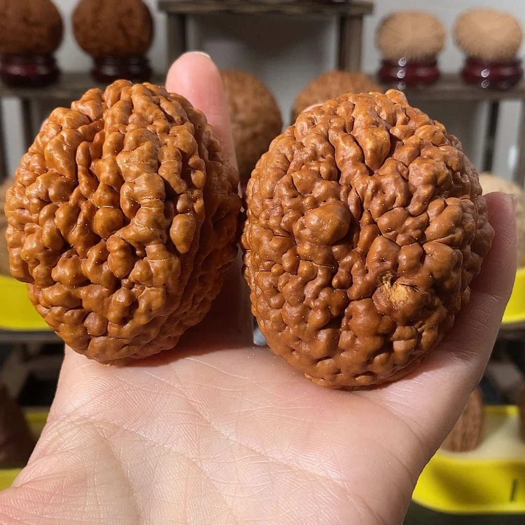 吊坠文玩核桃三瓣脑纹金刚龙脊5264瑕不退不换不接受中差评