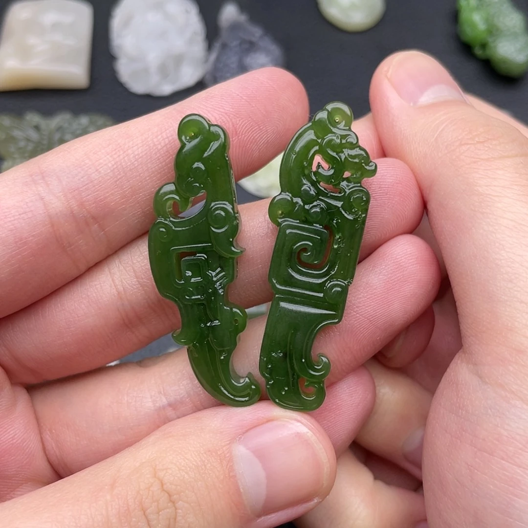 【闪购商品】颈饰未镶嵌和田玉