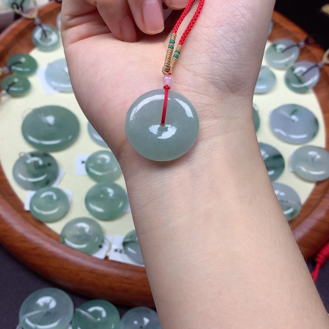 翡翠未镶嵌颈饰吊坠24.7/5.7mm