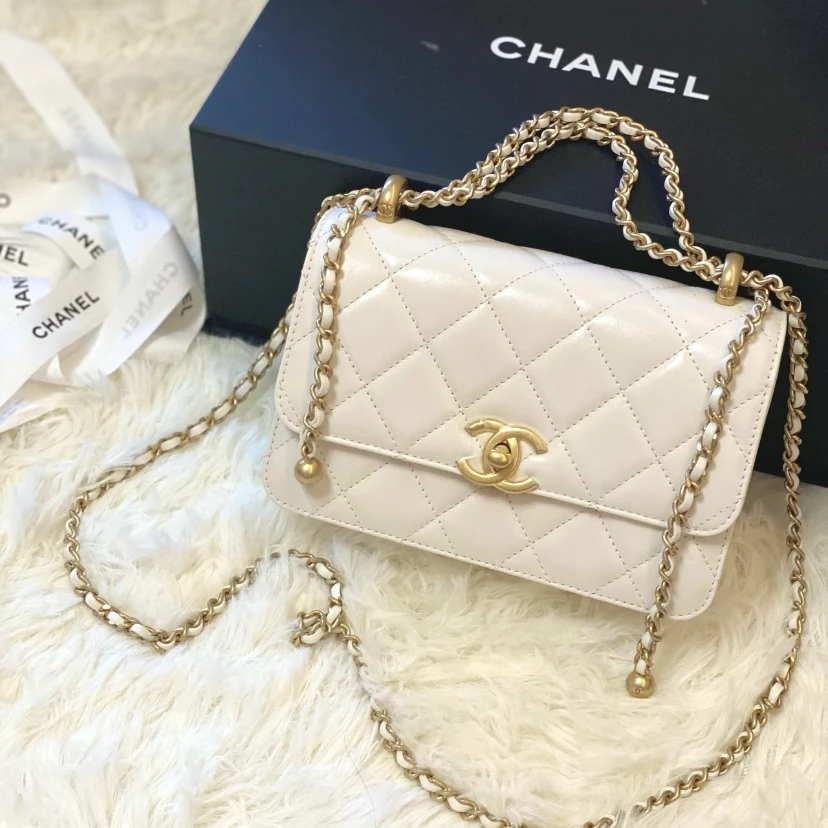 99新 Chanel/香奈儿 Chanel白色双金珠斜挎包 25090122-08
