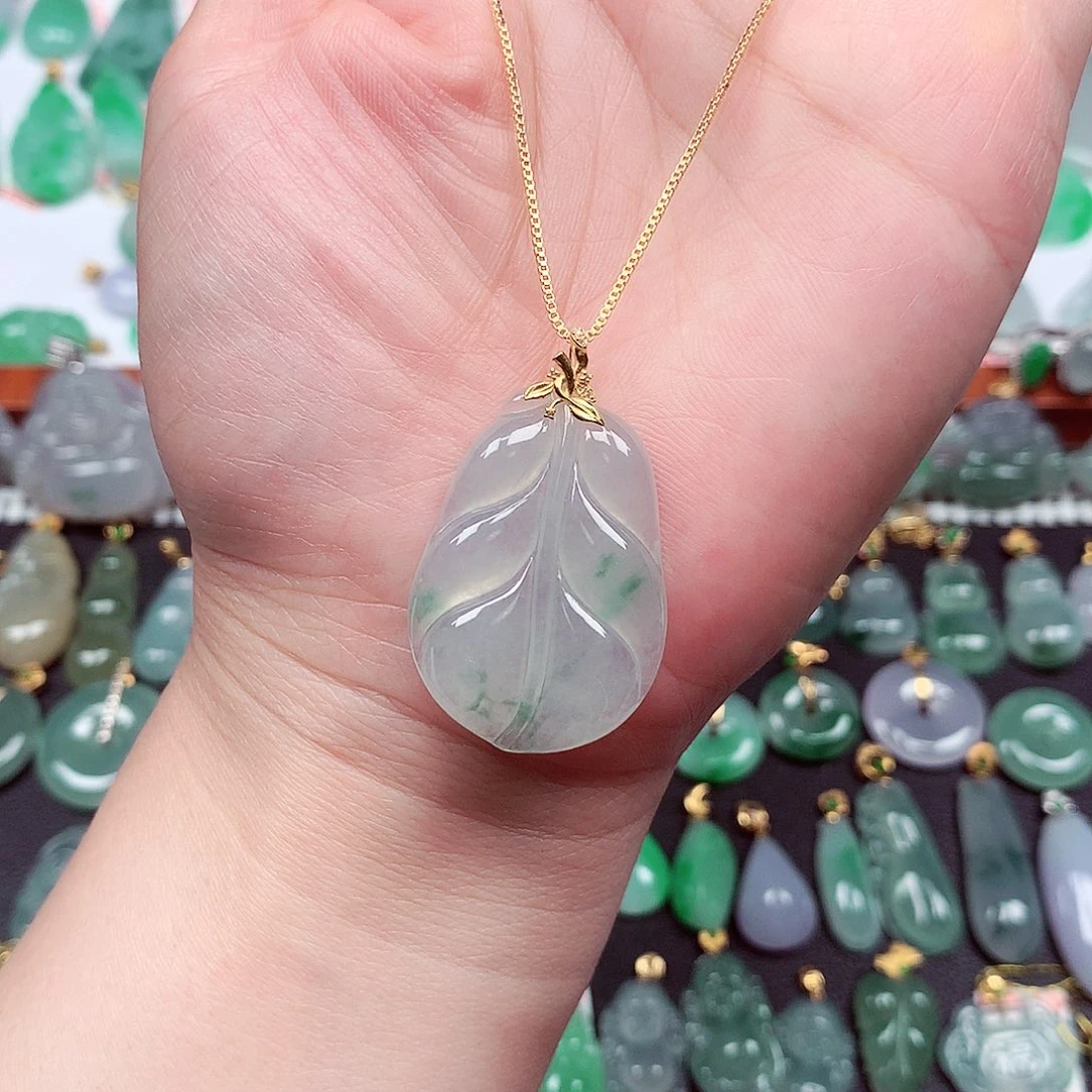 翡翠18K金镶嵌颈饰天然翡翠A货