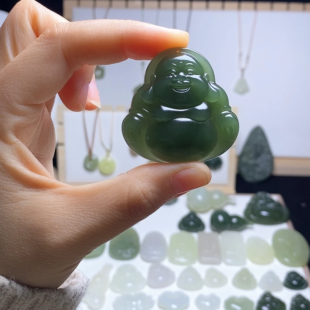 和田玉未镶嵌颈饰