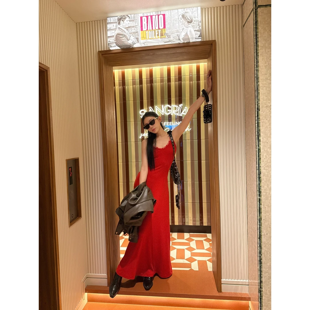 70不是七十【月岛灵韵】初秋针织吊带收腰宽松A摆浪边长款连衣裙