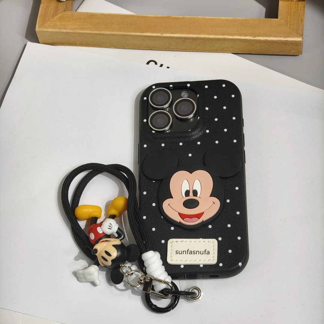 新款潮牌白色波点荔枝纹黑壳米奇贴片挂件绳子手机壳大孔防摔