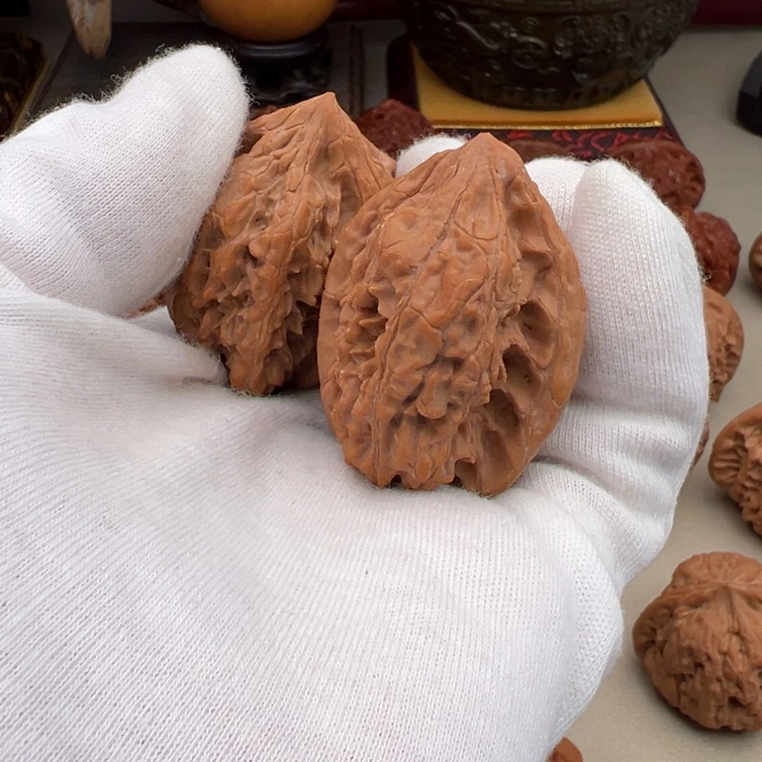 右***森文玩核桃吊坠壁虎