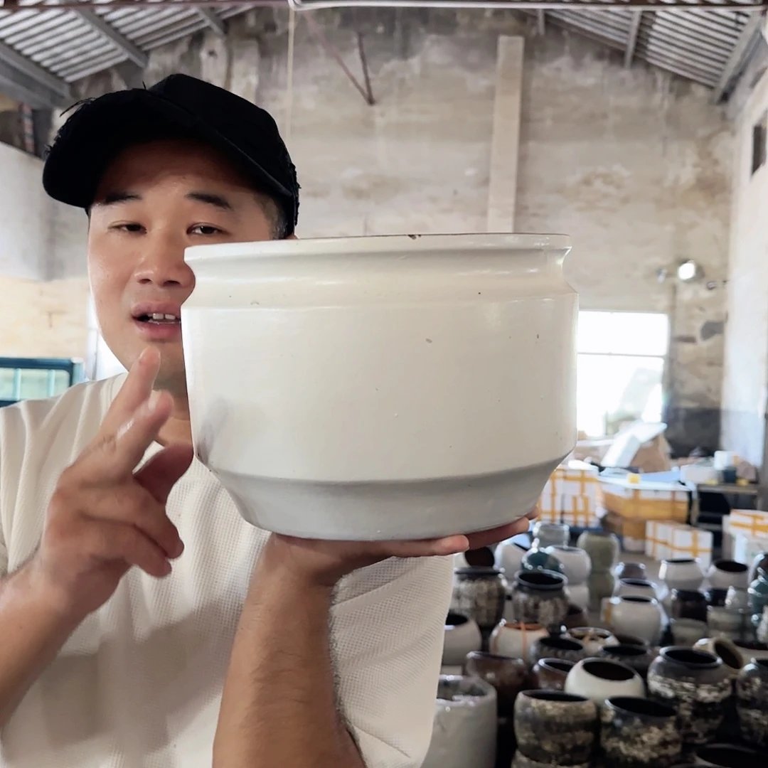 紫砂花盆杨杨花盆0827-口25奶油白的