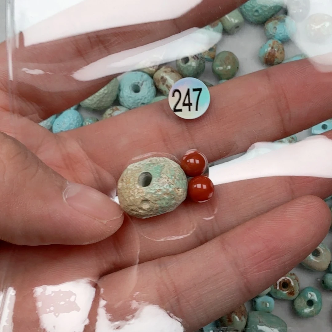 南红玛瑙未镶嵌珠宝奇石