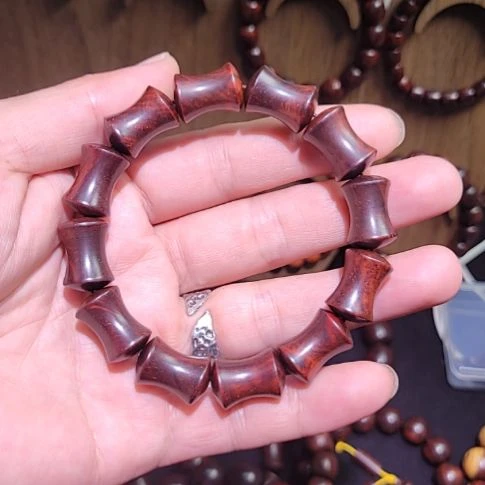 檀香紫檀（小叶紫檀）小叶紫檀精工竹节手串