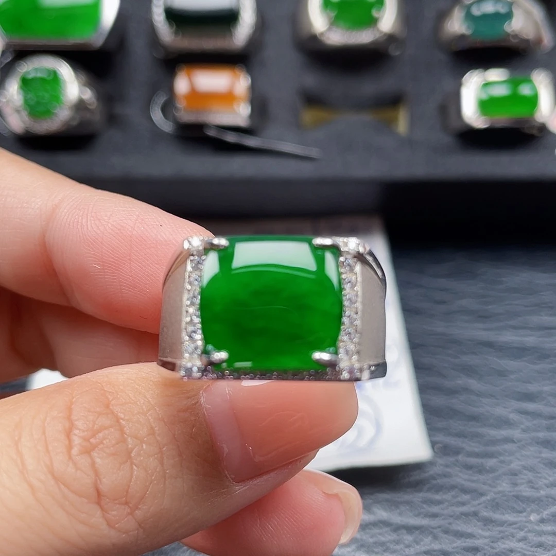 夏***练翡翠戒指银S925镶嵌天然a货翡翠没运费险3233