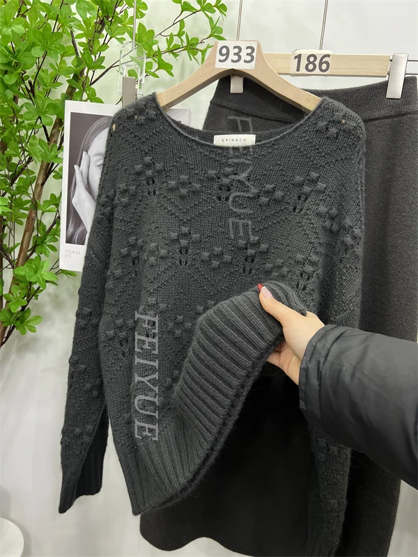 豆豆款潮圆领宽松大码毛衣女2025新款时髦洋气舒适百搭上衣