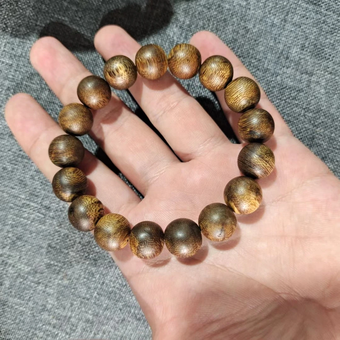 沉香海南莺歌绿奇楠1.2手串