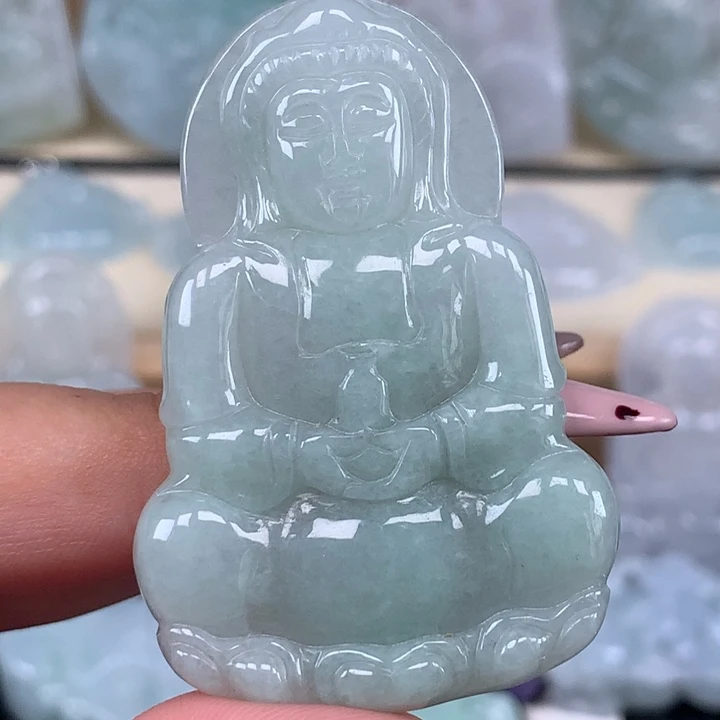 颈饰未镶嵌翡翠观音