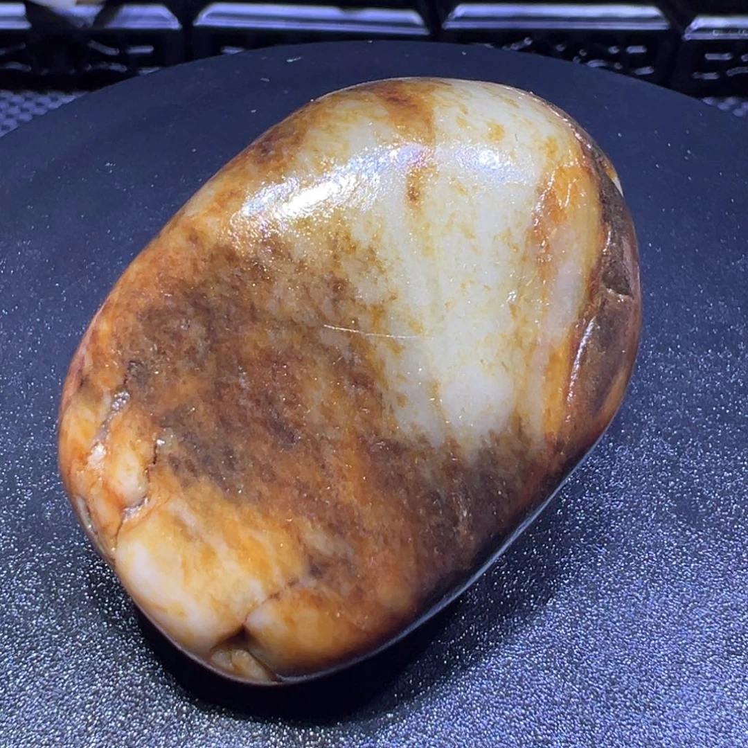 和田玉（子料）未镶嵌颈饰96克-44