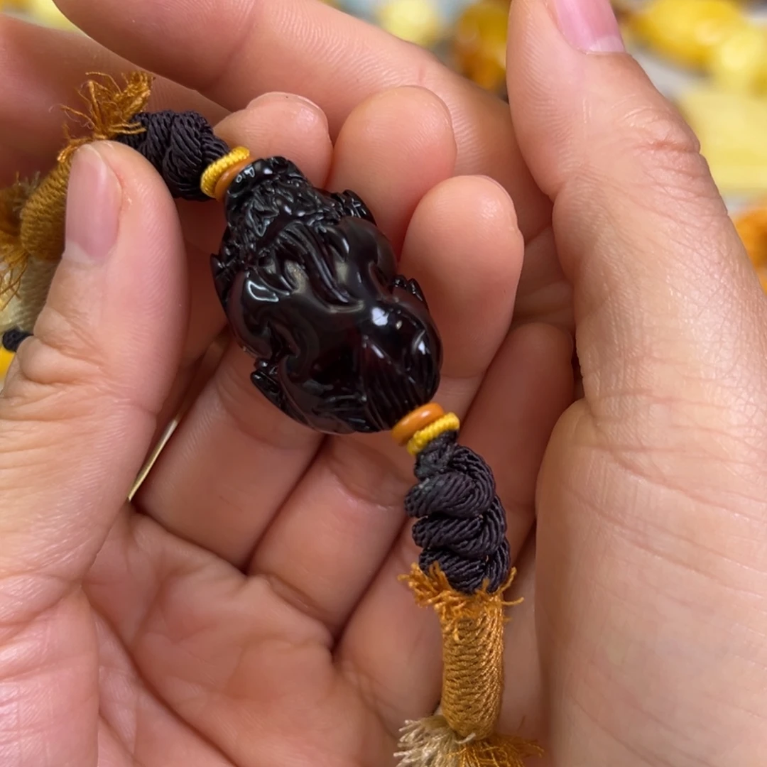 蜜蜡裸石未镶嵌琥珀