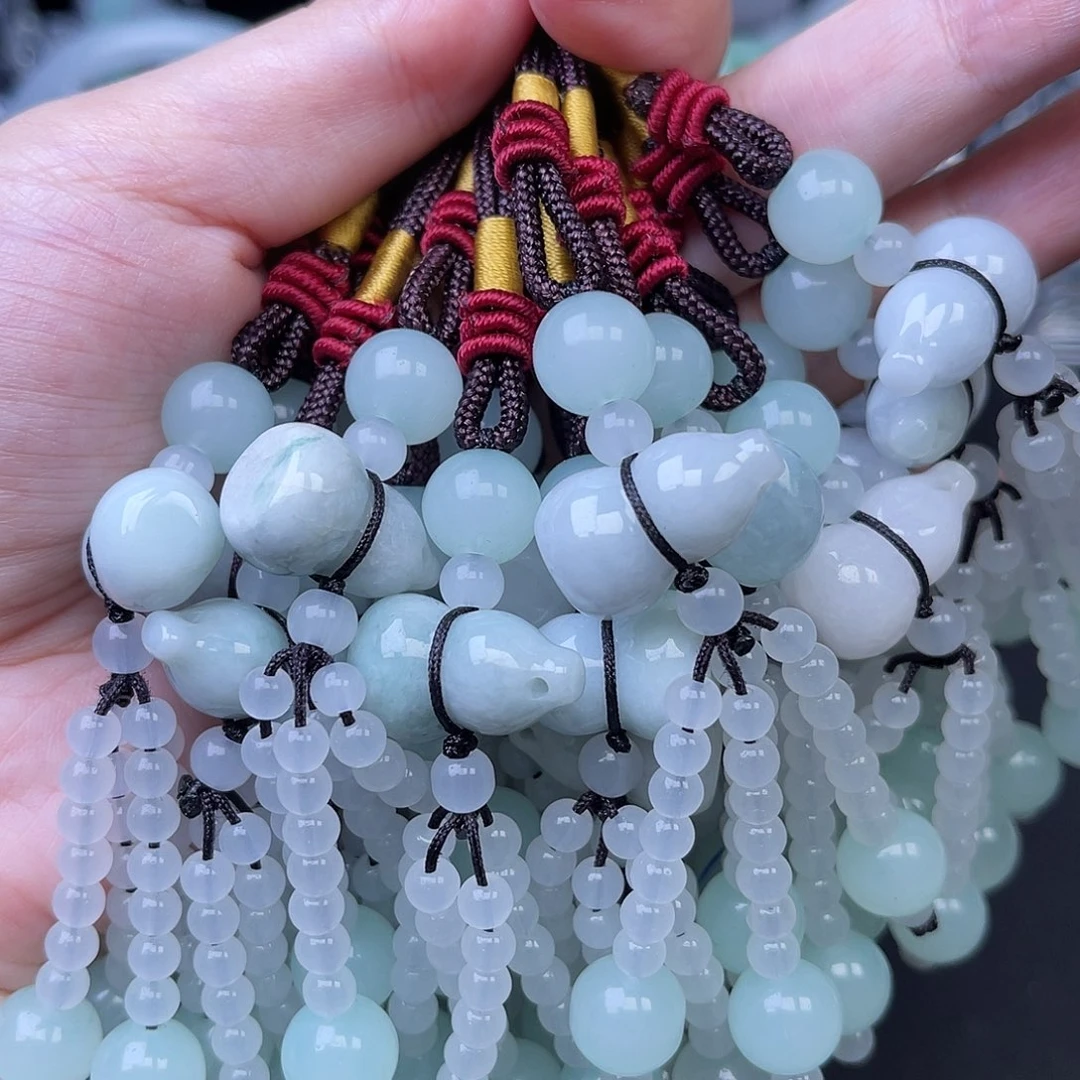 翡翠未镶嵌挂件翡翠