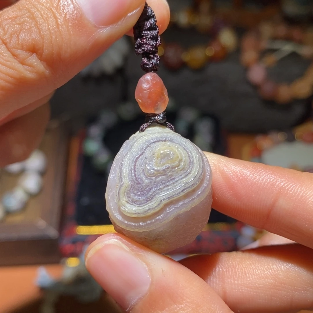 玛瑙/玉髓未镶嵌珠宝半成品