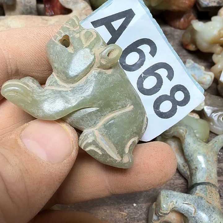 和田玉颈饰未镶嵌夕***美