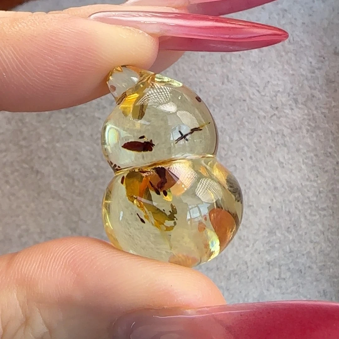 琥珀未镶嵌珠宝奇石
