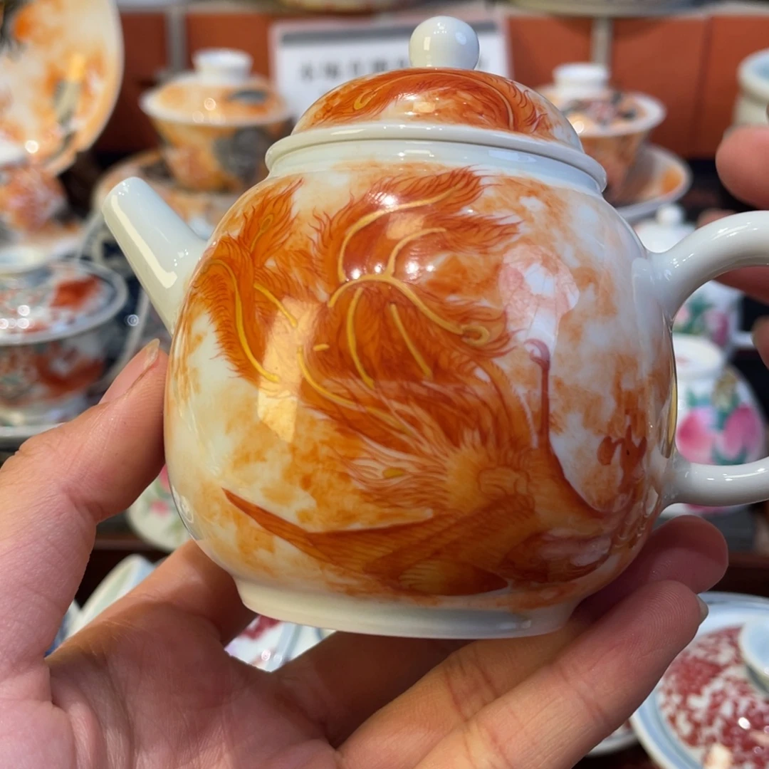 我是一只小小鸟。我也