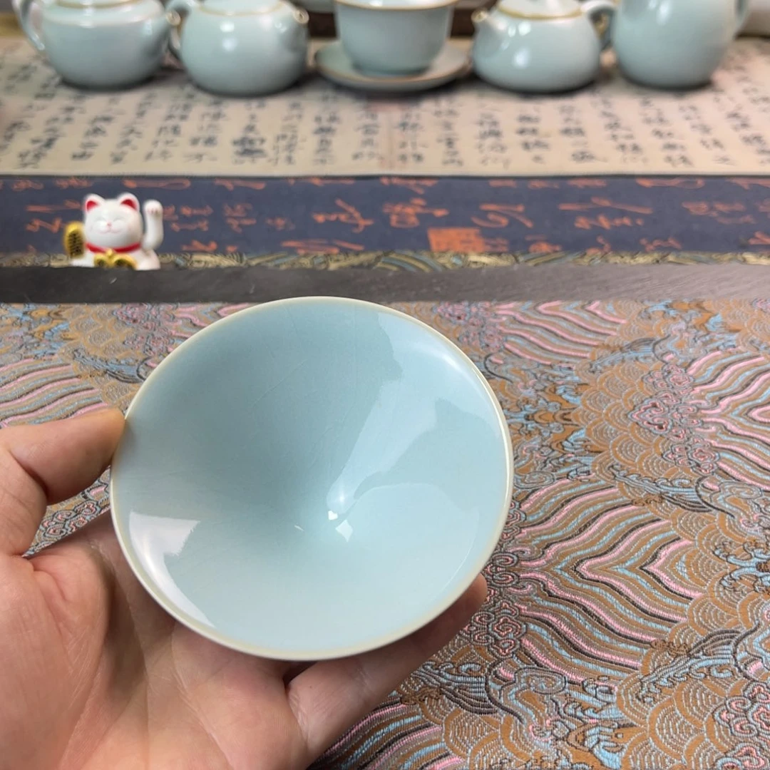 过***站天青色微瑕斗笠杯