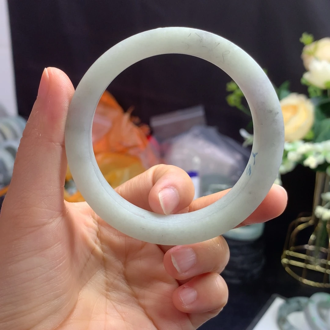 定制翡翠手镯未镶嵌