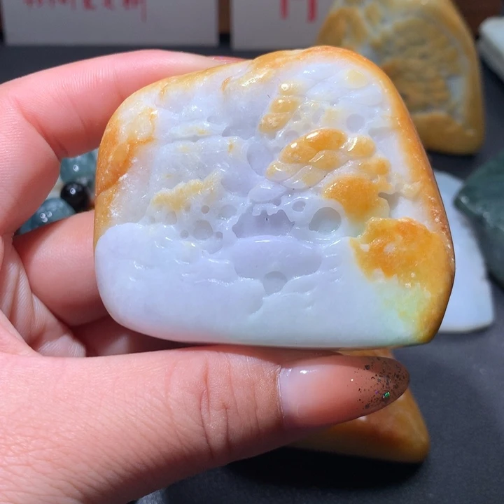 翡翠未镶嵌颈饰保真天然A货翡翠