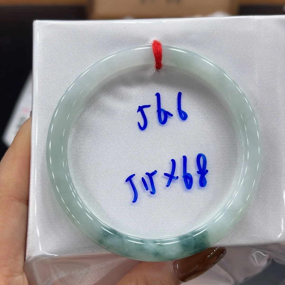 未镶嵌手镯翡翠翡翠